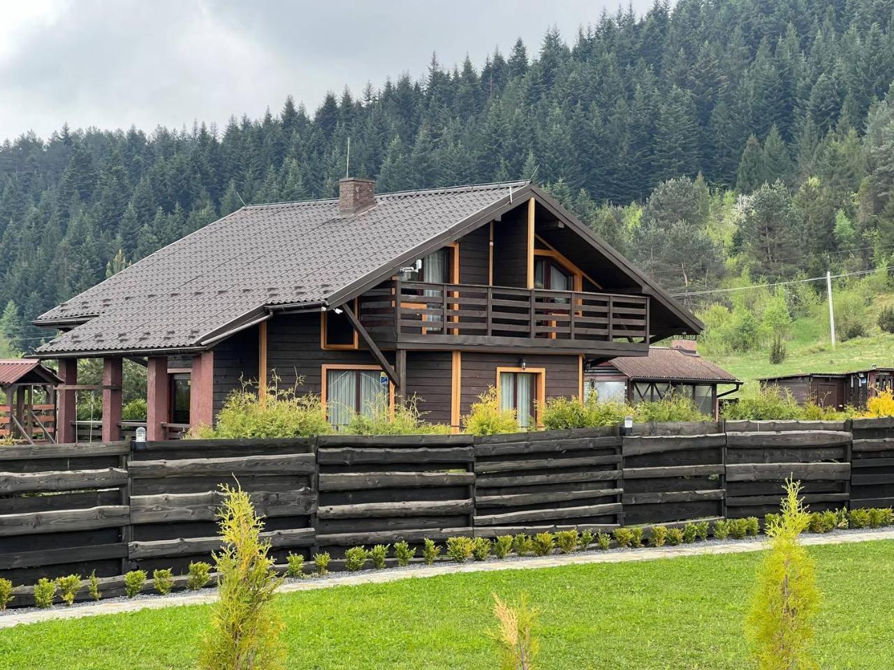 Котедж “Гуркало" Korchin Exteriér fotografie